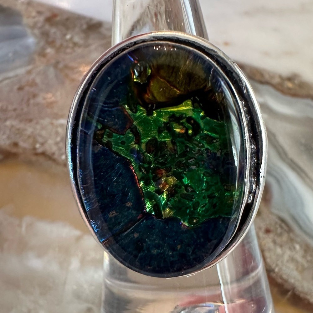 2150 Artistic Silver and Iridescent Green Ring